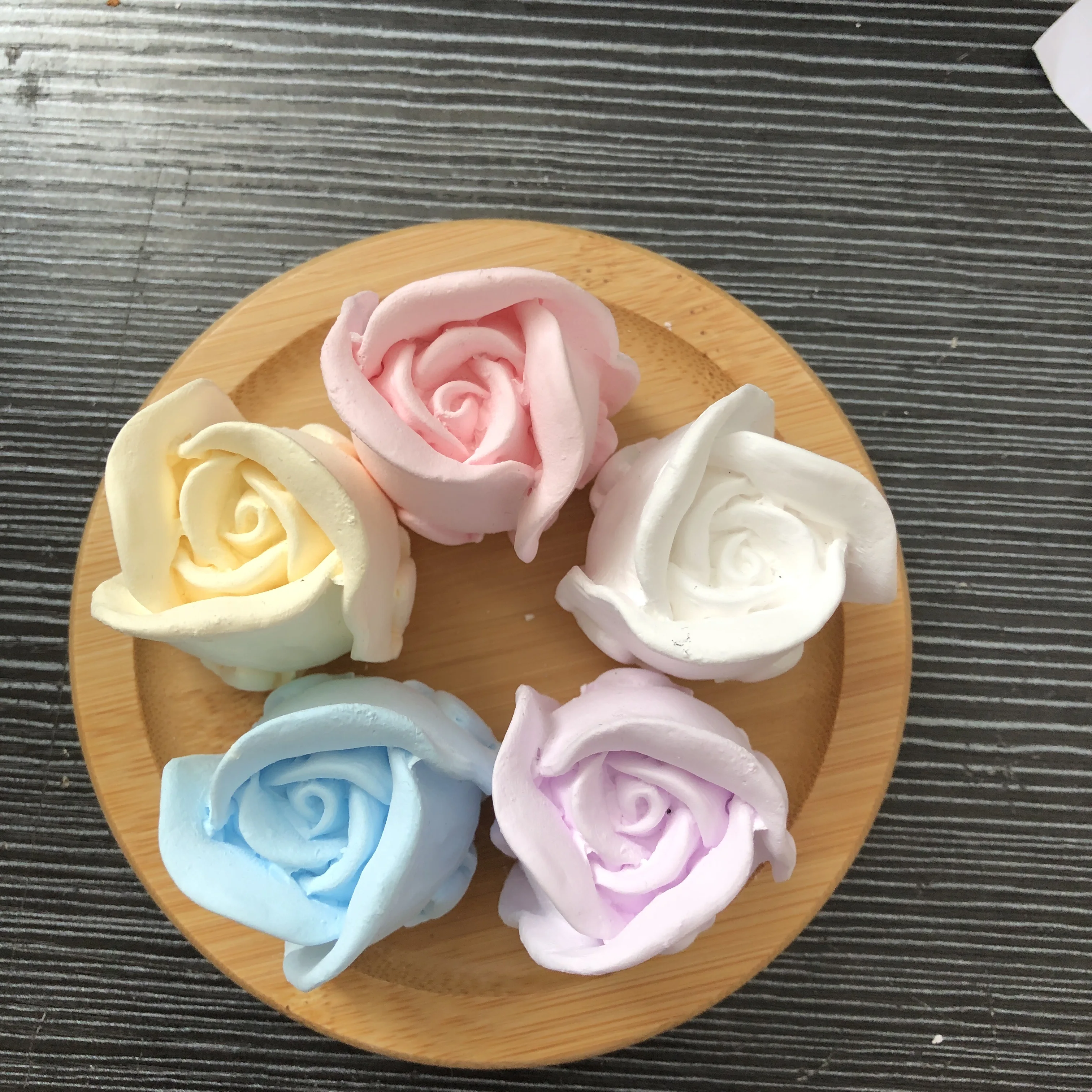 Customizable Wholesale Romantic Rose Flower Shaped Diffuser Stone Various Colors