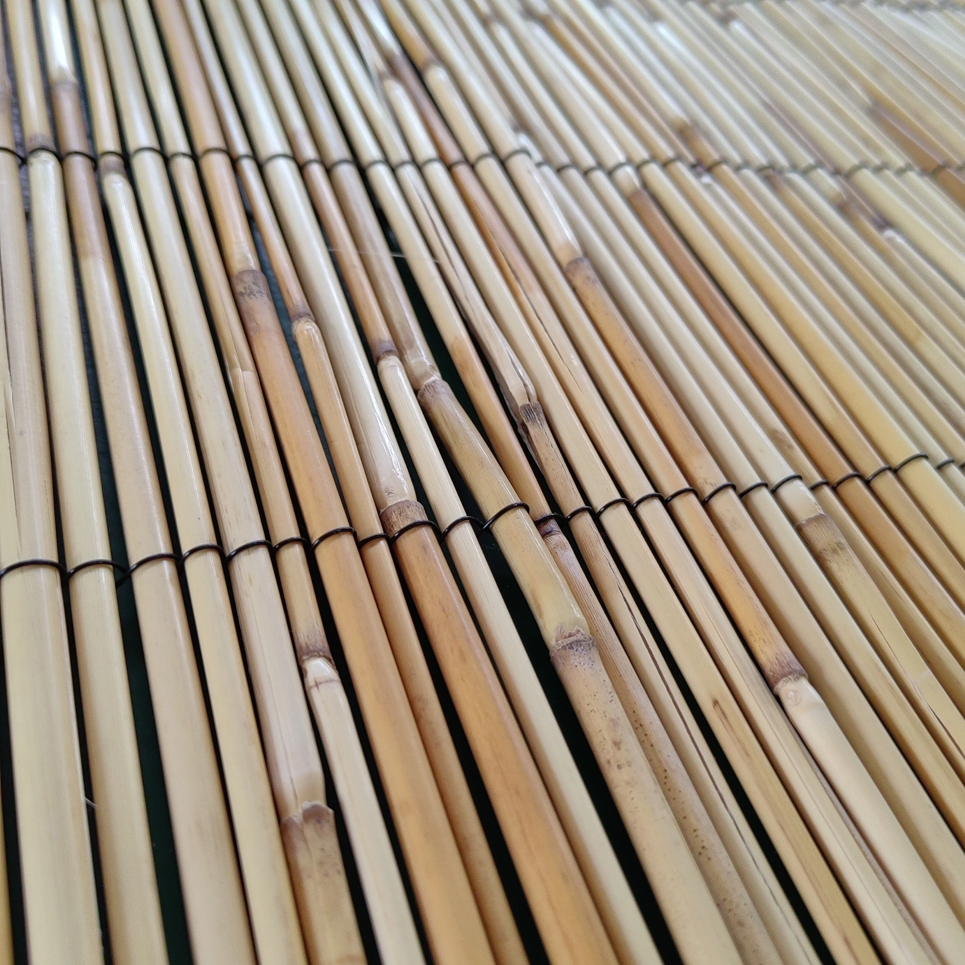 Diameter 4-6mm Phragmites Australis Curtain Reed Roller Blind Plastic Coated Iron Wire Blackout Roller Blinds Decorative windows