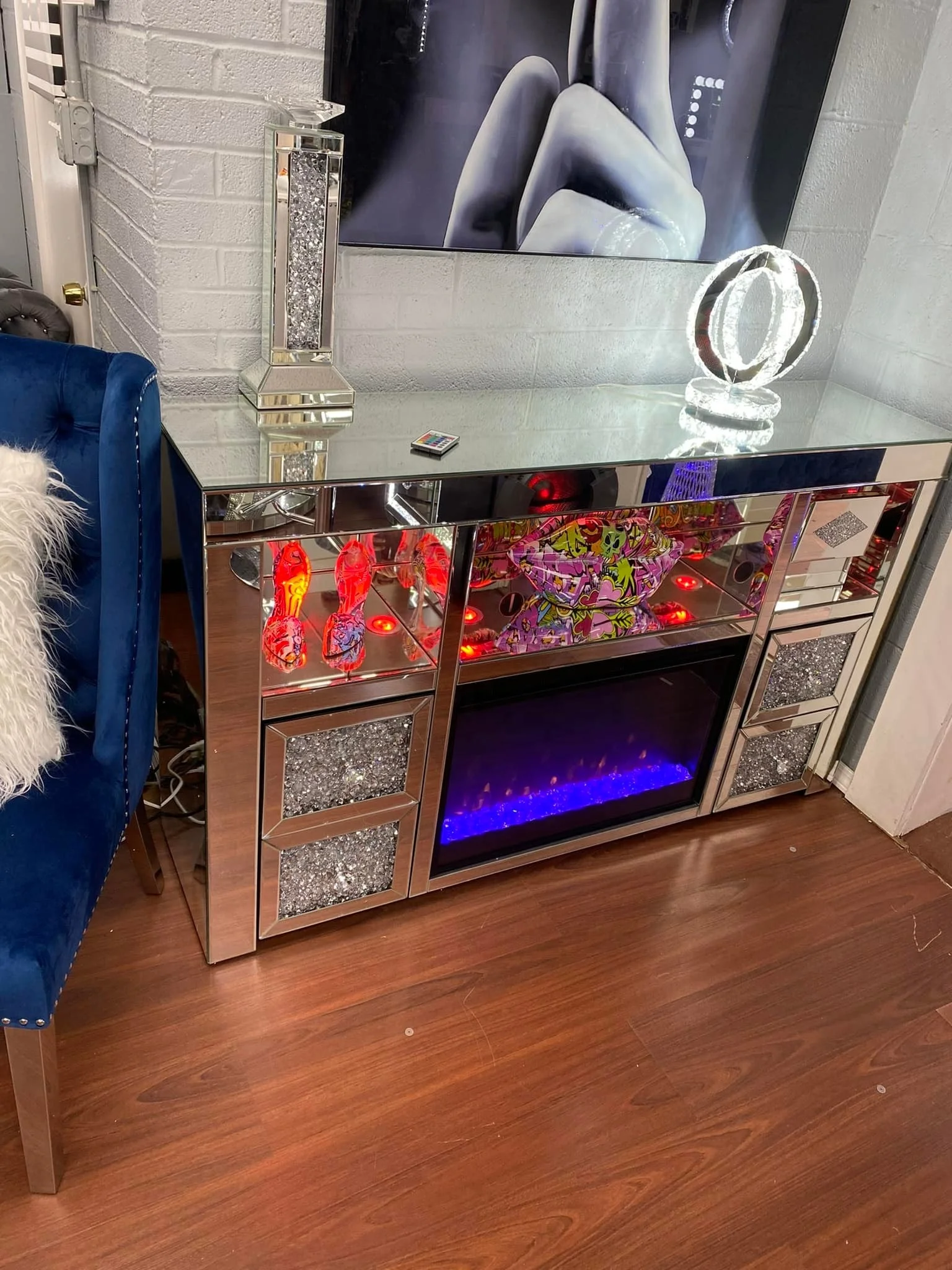 Guanding Electronic Mirrored Fireplace TV Stand with Multipl Color Flames Heater Speaker cheminee Kamin Chimney Muebles Meubles