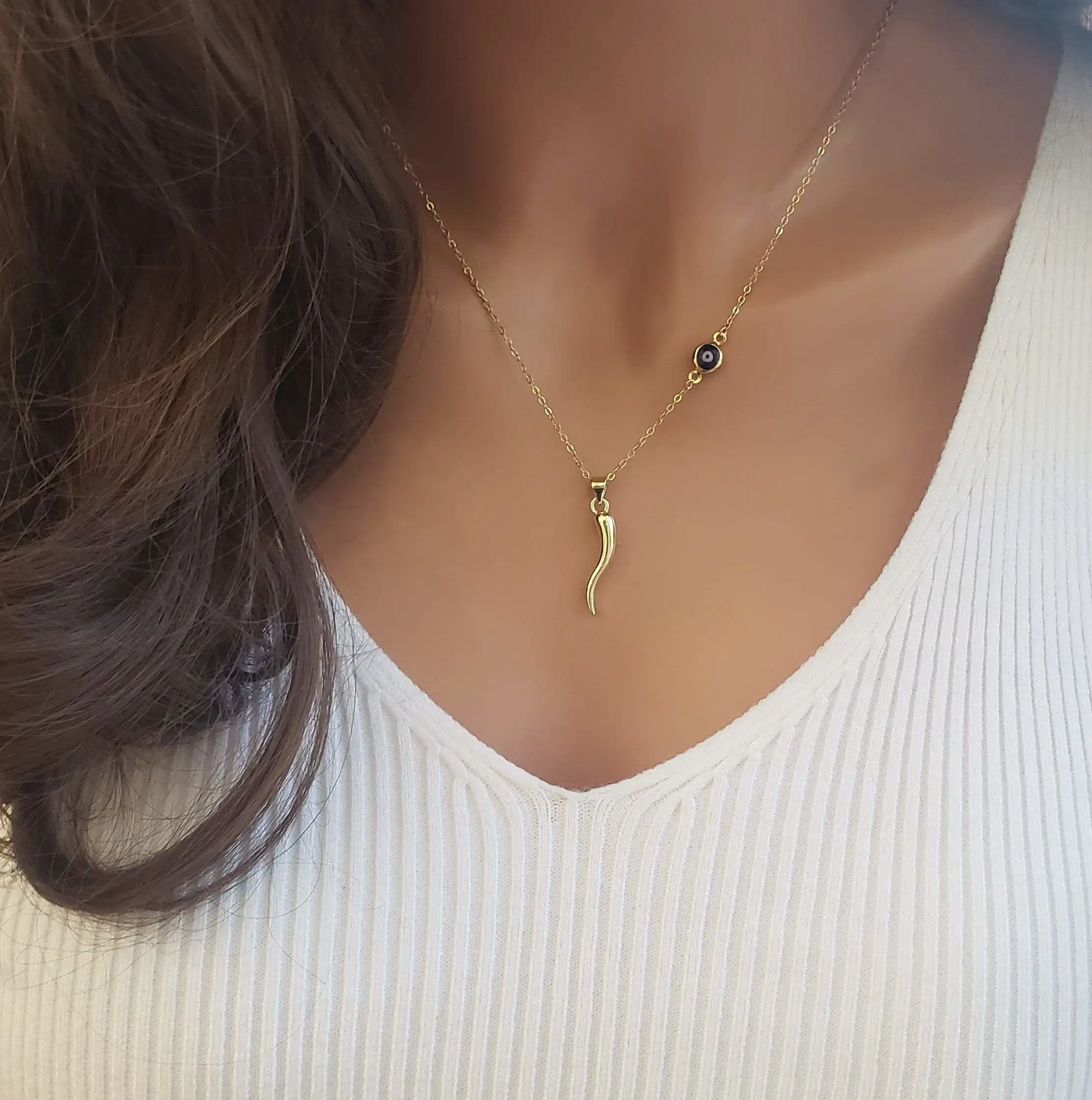 Minimalist Devil Eye Horn Necklace Fashion Chilli Charm Necklace Symbol of Positive Luck Necklace for Women