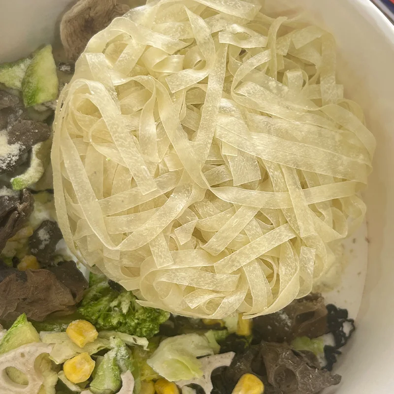 8 minutes snack food FD 160g freeze dried Spicy Hot Pot instant noodles instant cup noodles