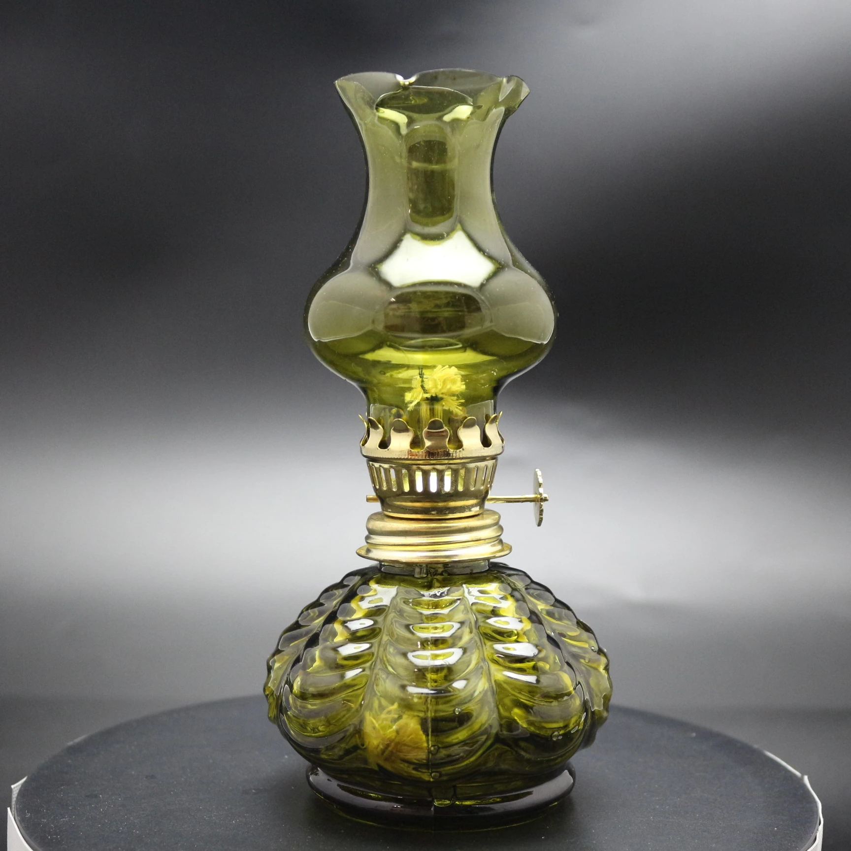 Vintage Decoration Kerosene Lamp Glass Chimney With Kerosene Lamp Burner