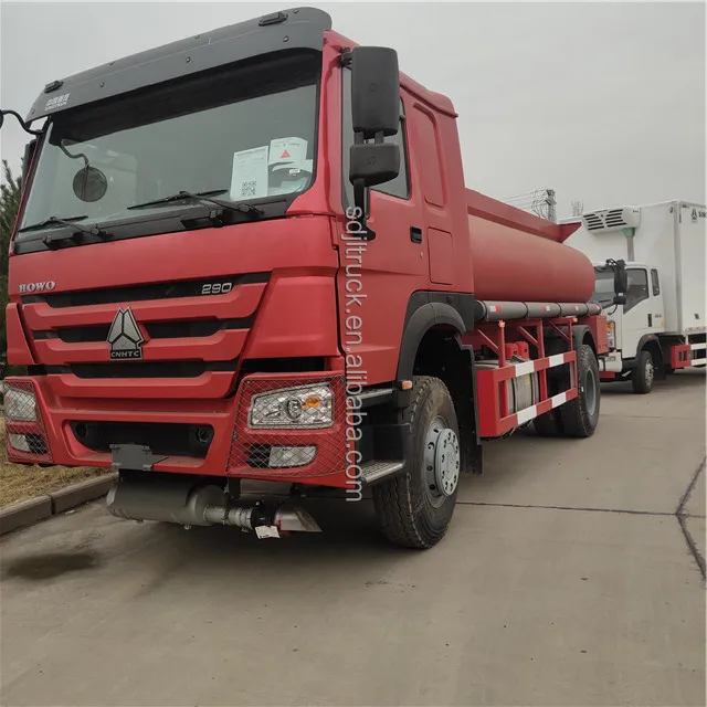 Low Price Chinese HOWO Water Tank Trucks 10 Wheeler 20000L Carbon Diesel Steel Engine  Tanker Truck for sale