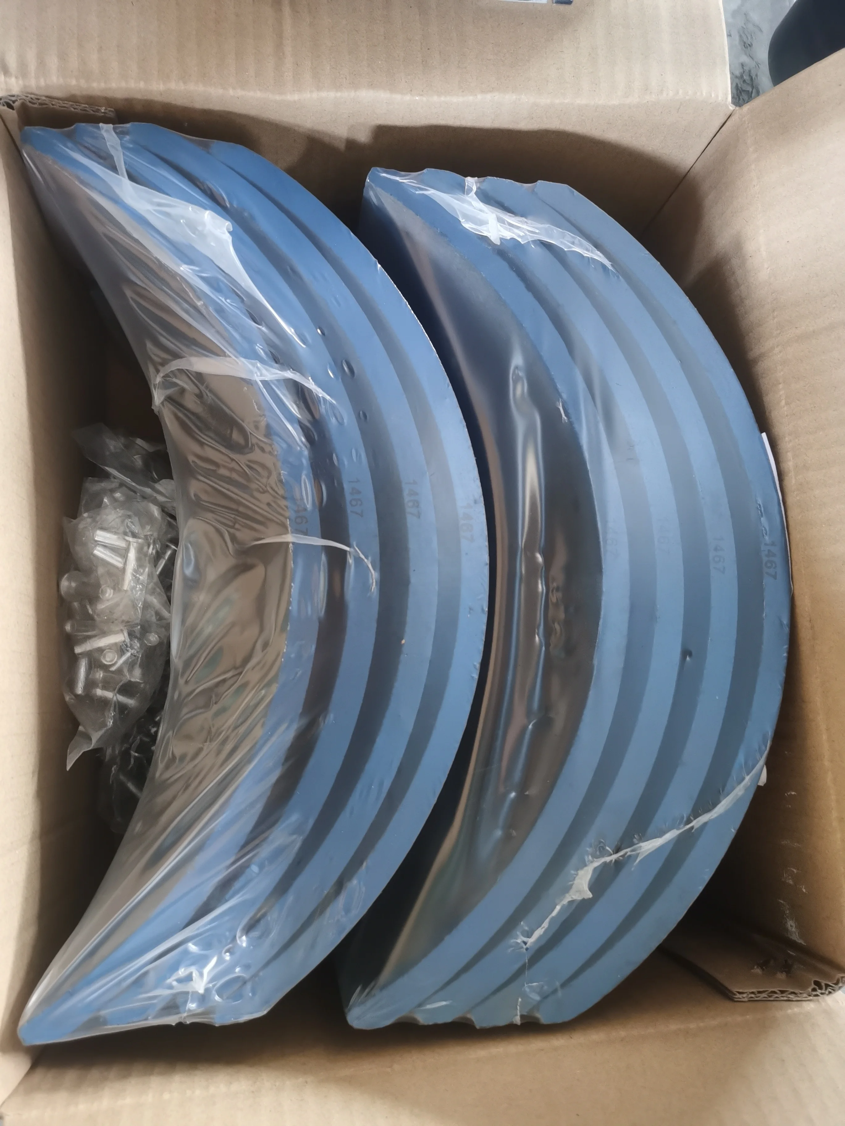 Truck Parts Brake Lining Hino   Material Brake Shoe Lining 1467/ T320-758A canter   Truck Hino 500 BRAKE SHOE JAPANESE