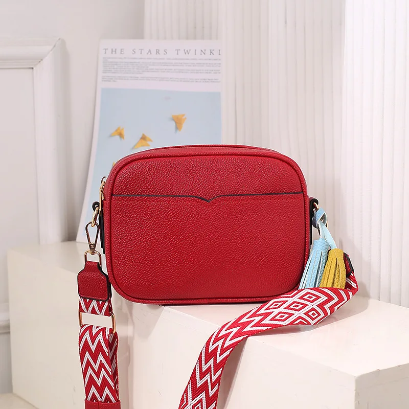 2024 Wholesale low price ladies phone purses small shoulder bag with tassel pu leather bags purse sac a main