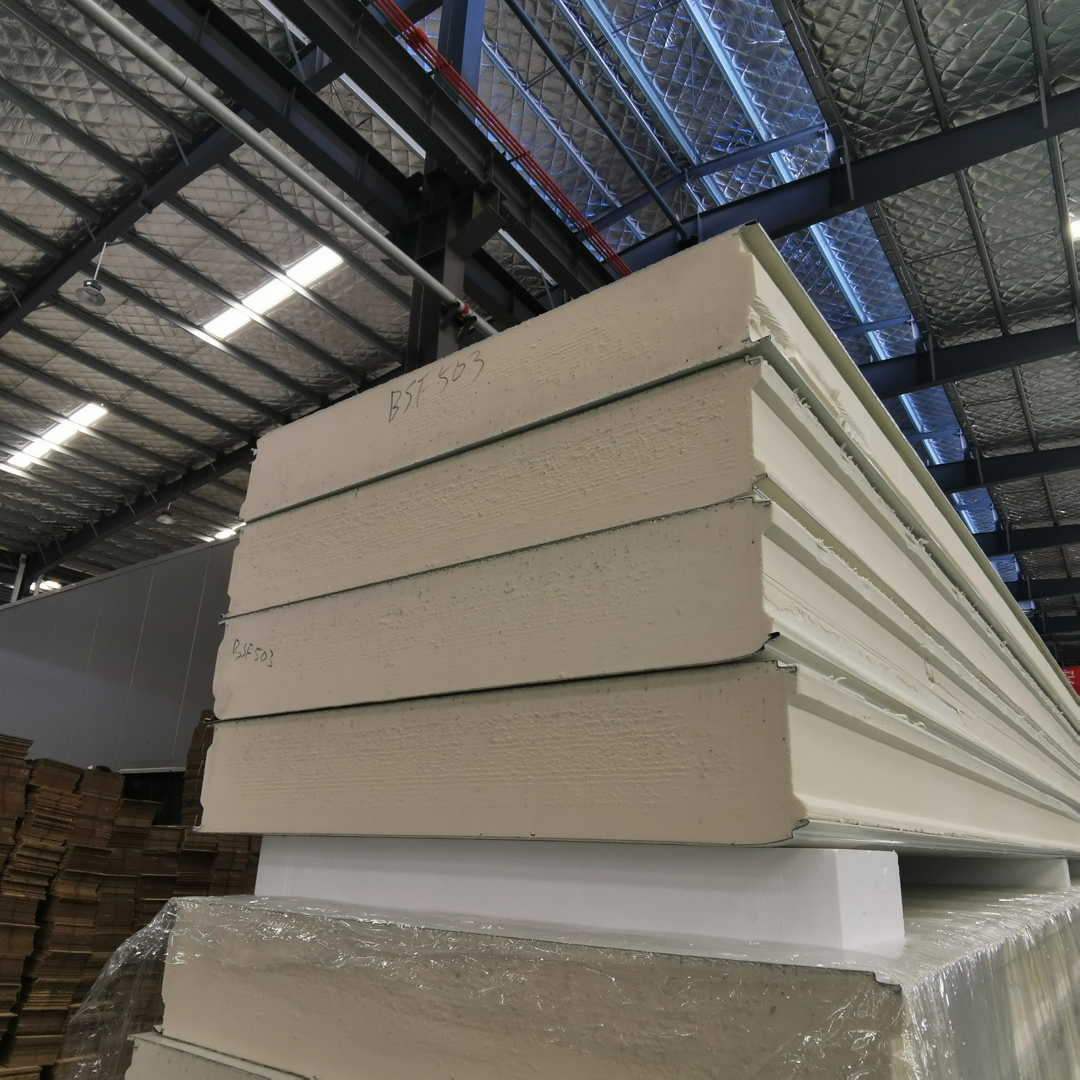 Construction materials CAM lock PU/PUR/PIR foam sandwich panel for Cold/Freezer Room