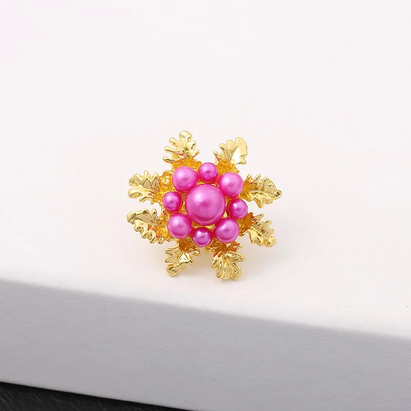 Amashi Style Pearl Brooch High-End Japanese Korean Women Corsage Anti-Exposure Unique Pin Temperament Accessory Wholesale