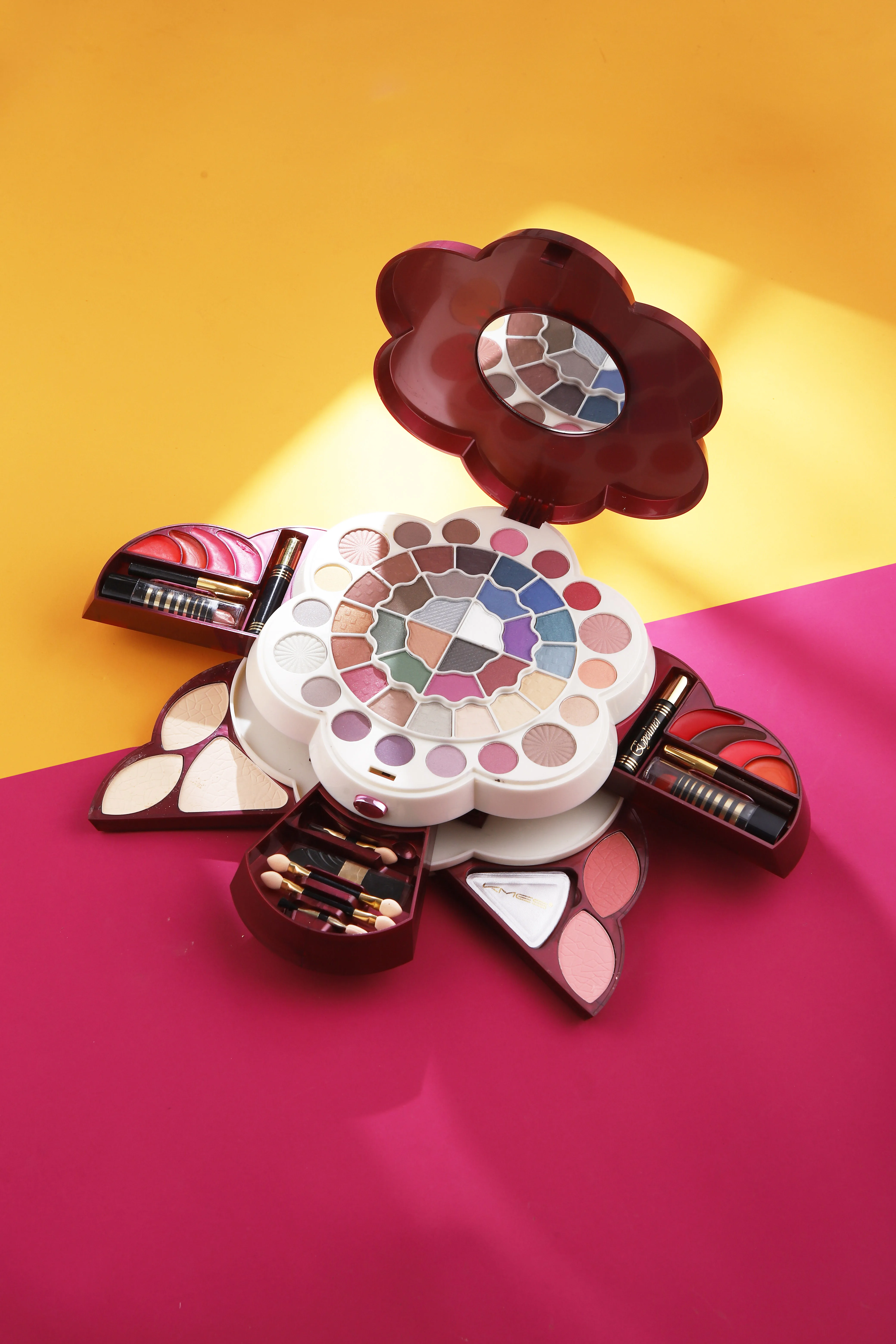 OEM/ODM beauty  cosmetics  eyeshadow/powder /Lipstick/blusher   KMES brand  girls makeup set/kit  NO:C-1059