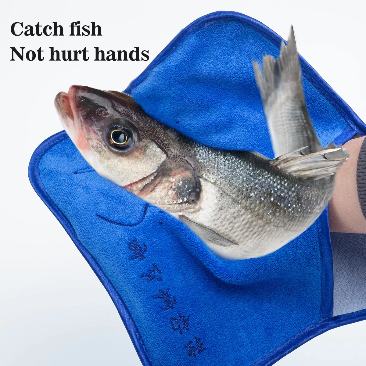 Custom Wholesale Outdoor Personalized Logo Microfiber Fishing Hand Towel for Quick Drying Rod Lure & Bait Cleanliness with Hook