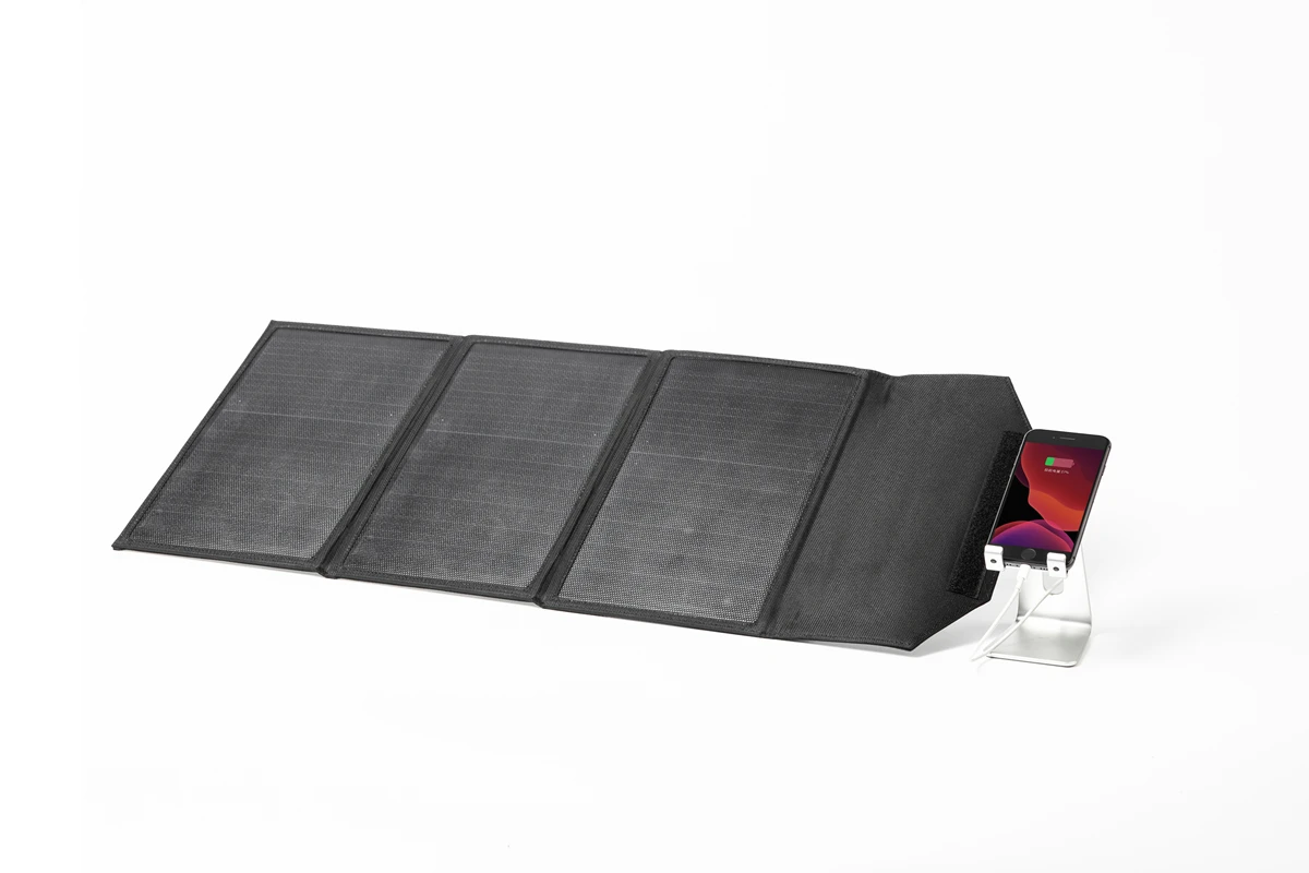 DAS Approval Portable 30W Power Supply High Capacity Solar Charger ETFE  Mono Silicon 156mm Foldable Solar Panels