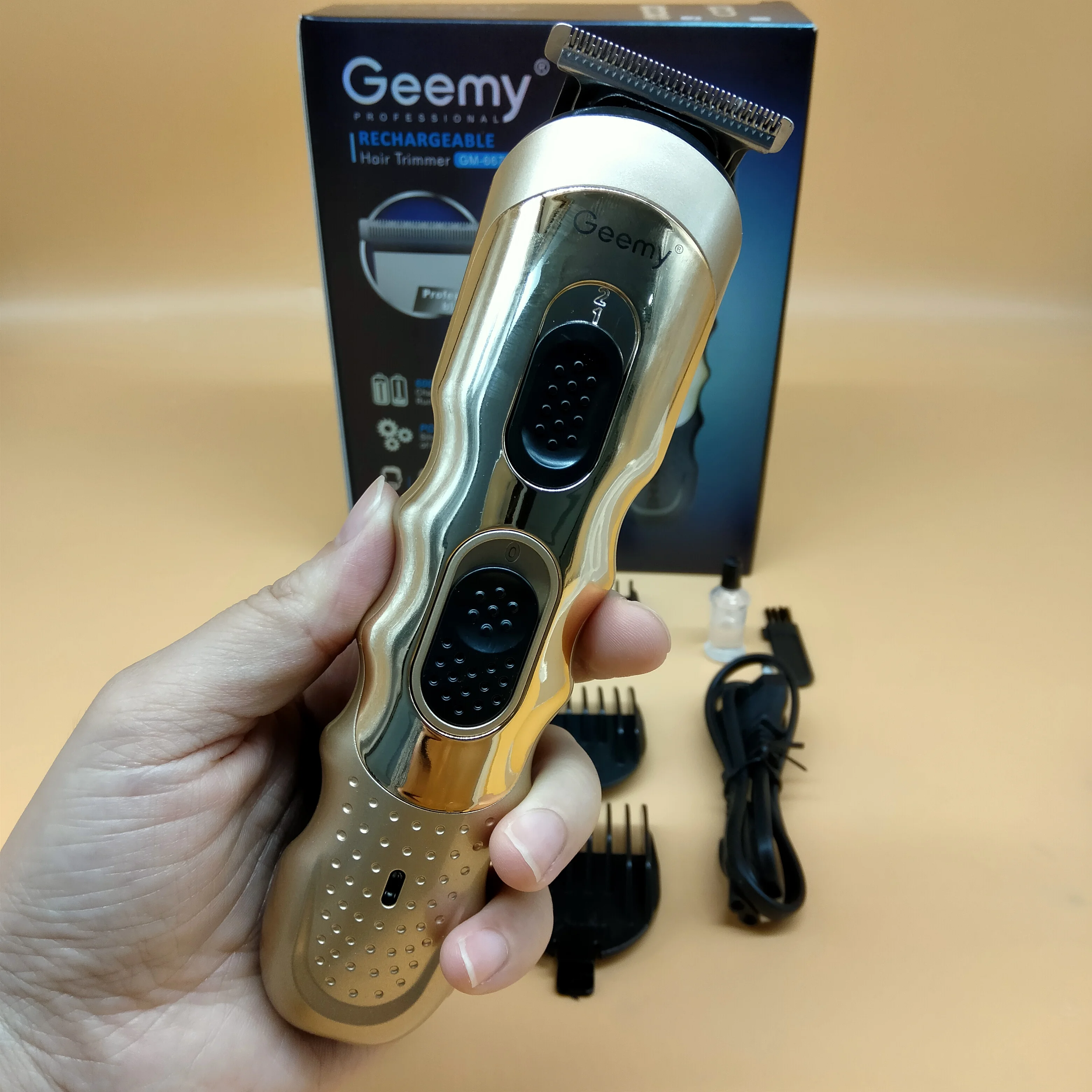 Geemy GM-6676 Electric Cordless Professional Hair Clippers High Quality Usb Barber Cordless Hair Trimmer