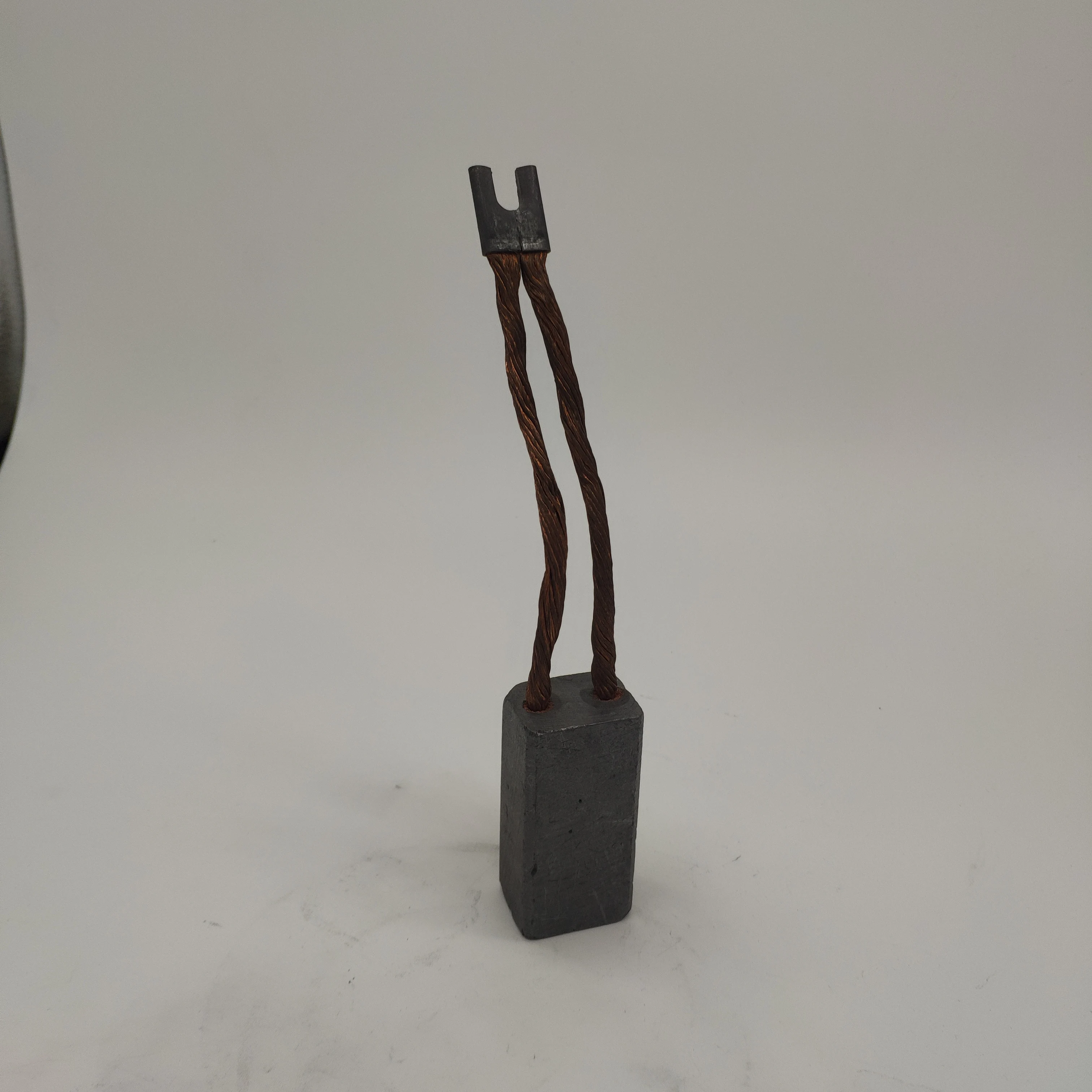 High quality high copper D374N DC motor carbon brushes for electric motor