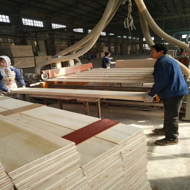 15mm 18mm Linyi radiata pine plywood peeled boards wood fiber cutting board play wood sheet manufacturer