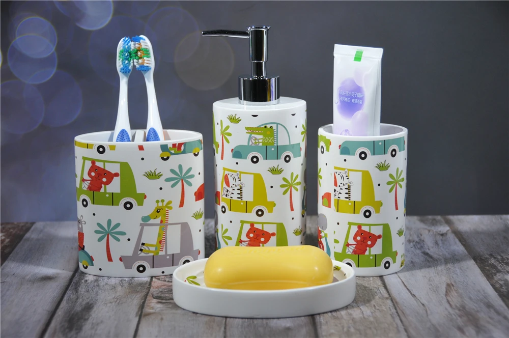 Ready to ship bathroom accessories Set four piece bath fittings for kids