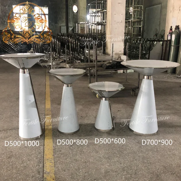 Modern  bar set  gold stainless steel  bar cocktail table and stool