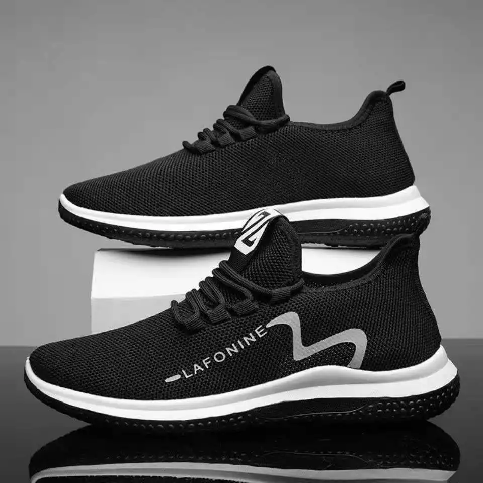 2022 Wholesale Mesh Breathable Slip On Men Shoes Sneakers Fashion Sport Running Shoes Athletic Tennis Walking Shoes for Men
