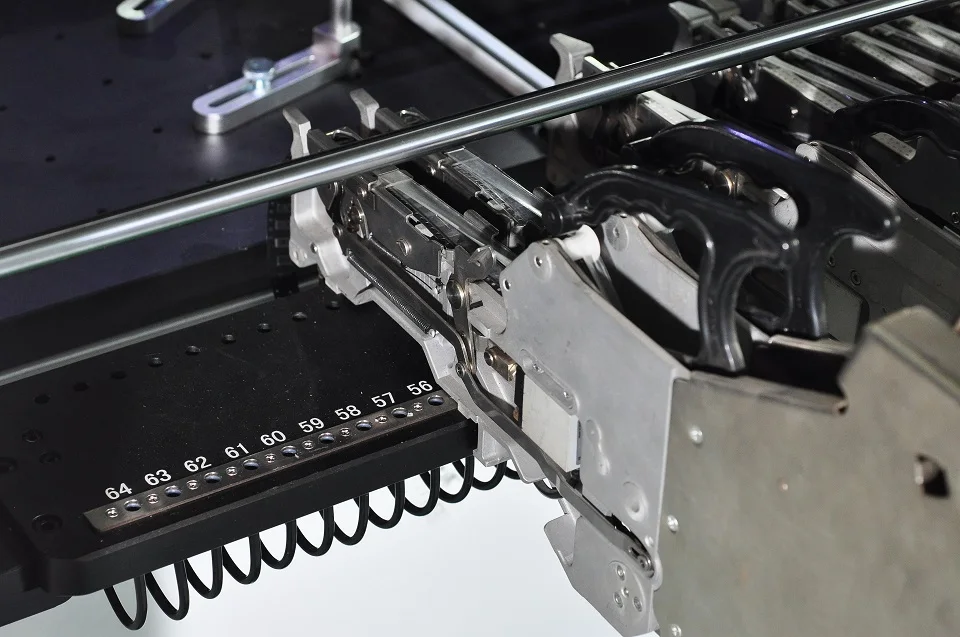 (Stock in EU) 6 Heads HC H6 Led SMT Pick and Place Machine screw guider 64 Feeders +Camera Supplier Manual Small PNP Machine