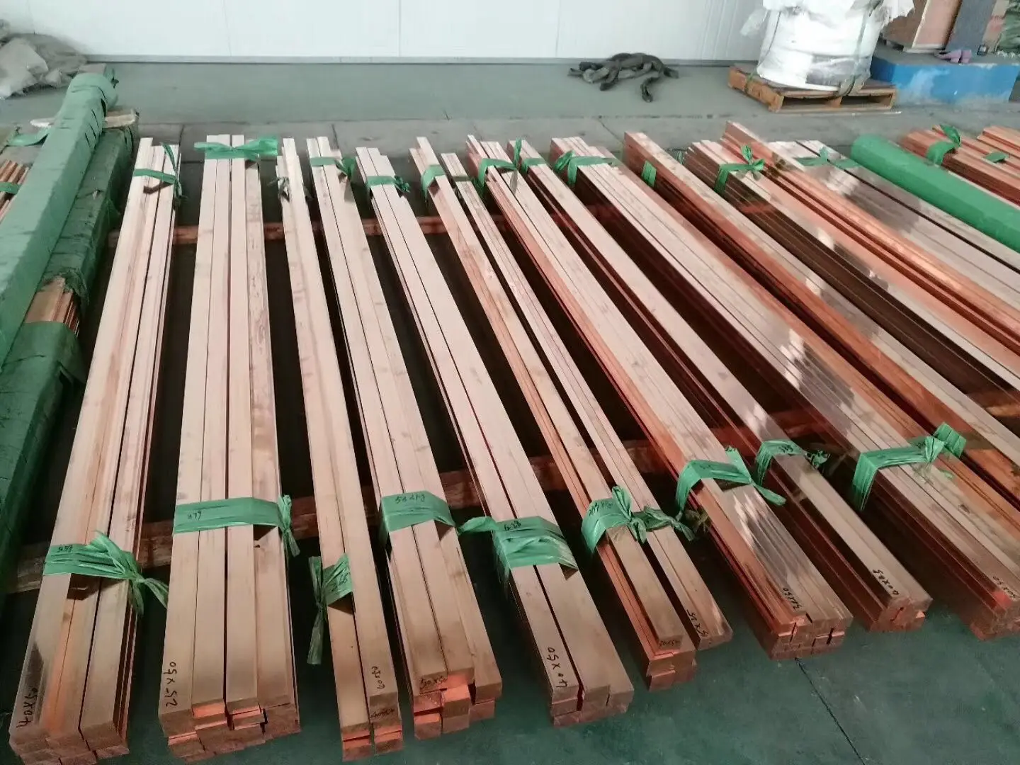 Manufacturer 99.99% purity copper electric copper busbar mill edge copper flat bar