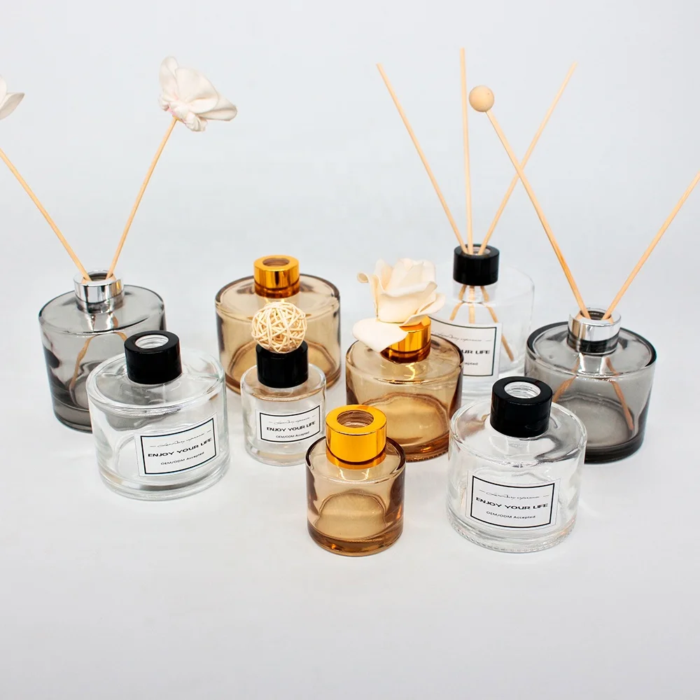 FENGJUN glass reed diffuser bottle round transparency amber black colored bottle for fresh air home fragrance Personal custom