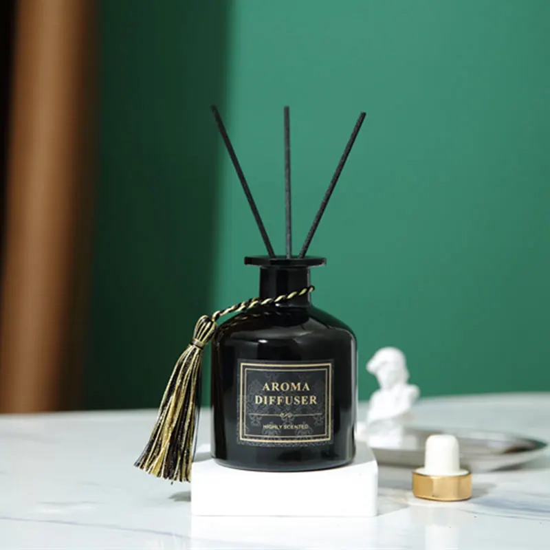 Wholesale Luxury Empty Round Black Matte Aroma Glass Reed Diffuser Bottle 220ml