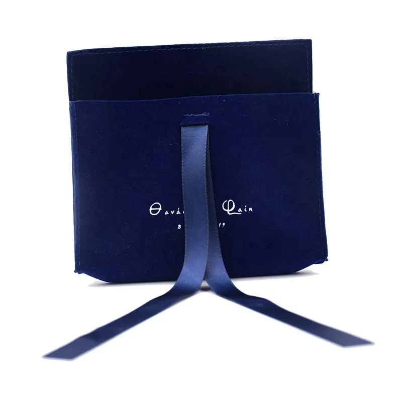 Оптовая продажа, Роскошный мини-конверт с логотипом на заказ с откидной крышкой, подарочные мешочки для духов, темно-синяя Замшевая сумка для ювелирных изделий с бантом