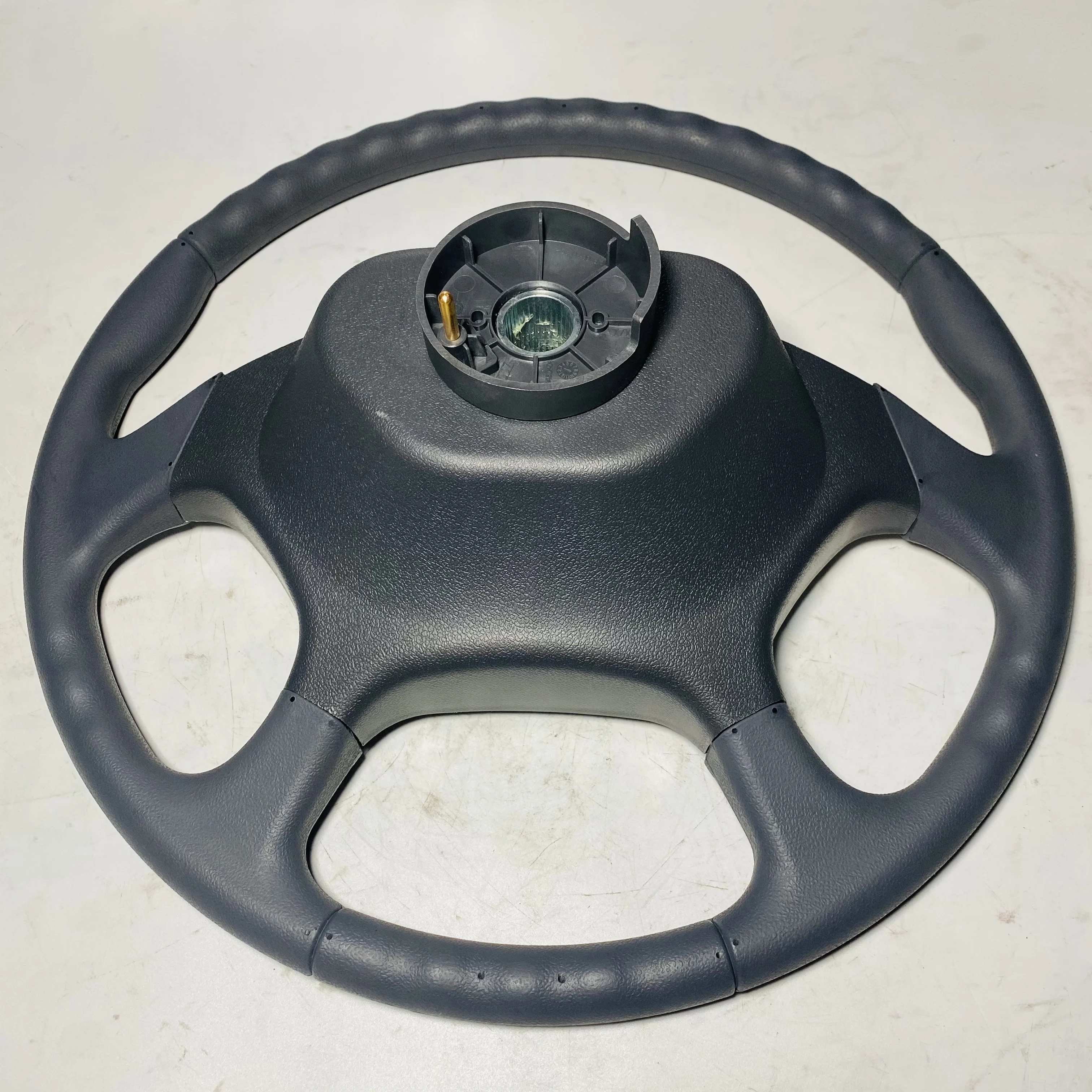 Best Sales SZ946000718 Bus Steering Wheel Assembly Control (450  four spoke structure)