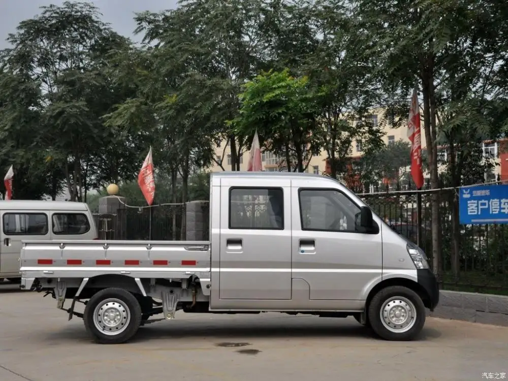Wuling China Mini Right Hand Drive Pickup Truck Price With Truck Cab Air Conditioner Small Truck Mini Pickup