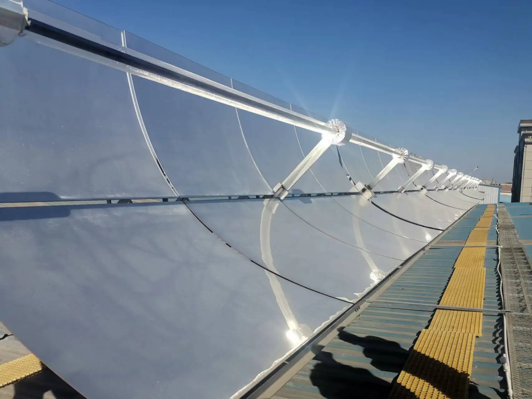 Collector Tube Dual Shaft System Solar Concentrated Industrial Thermoelectric Energy Station