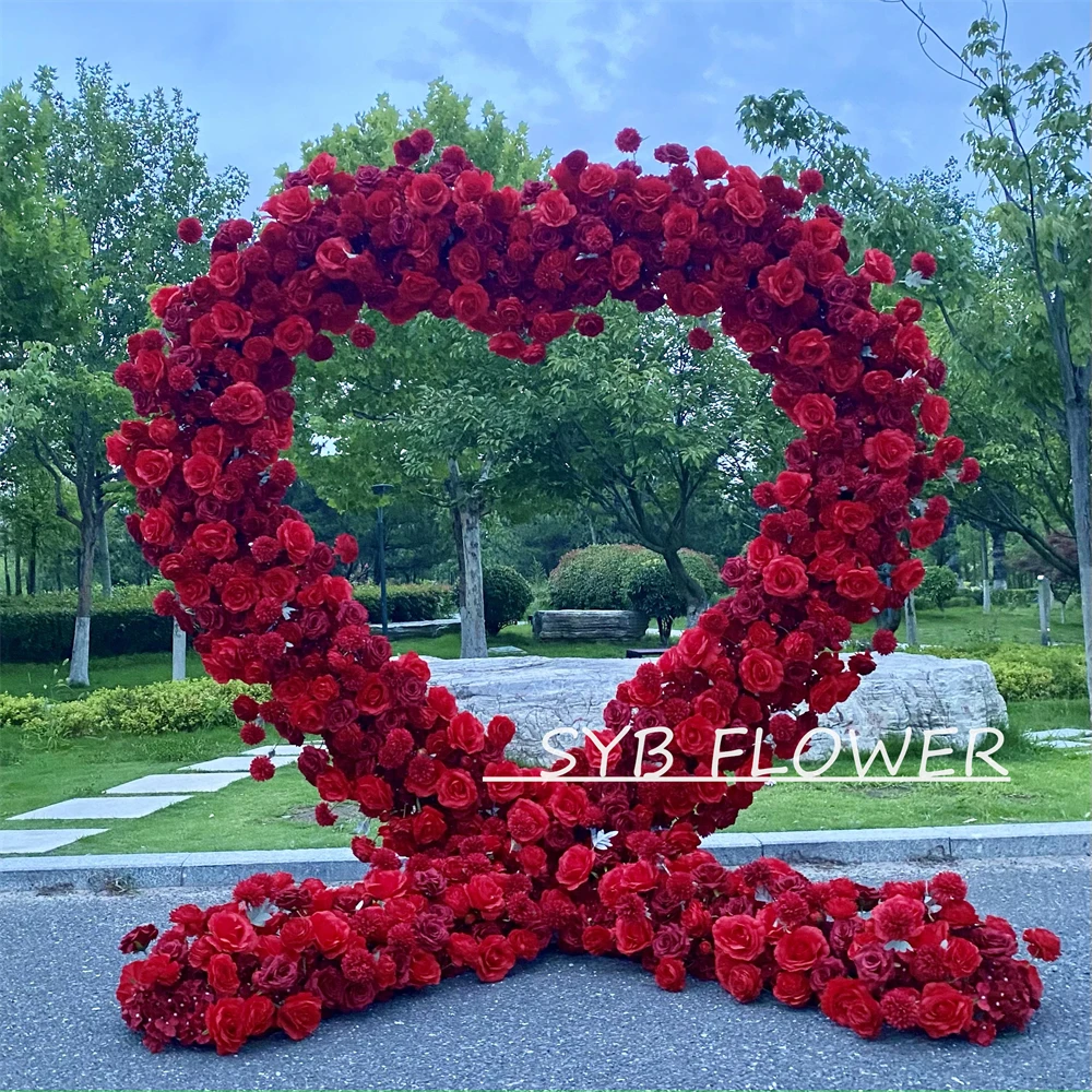 Wedding red heart-shaped flower stage background party decoration floral arrangement heart-shaped frame arch decoration flowers