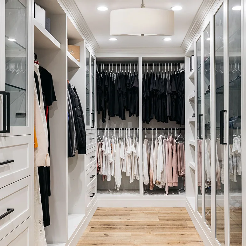 High end european style custom modern walk-in wardrobe closet for apartment