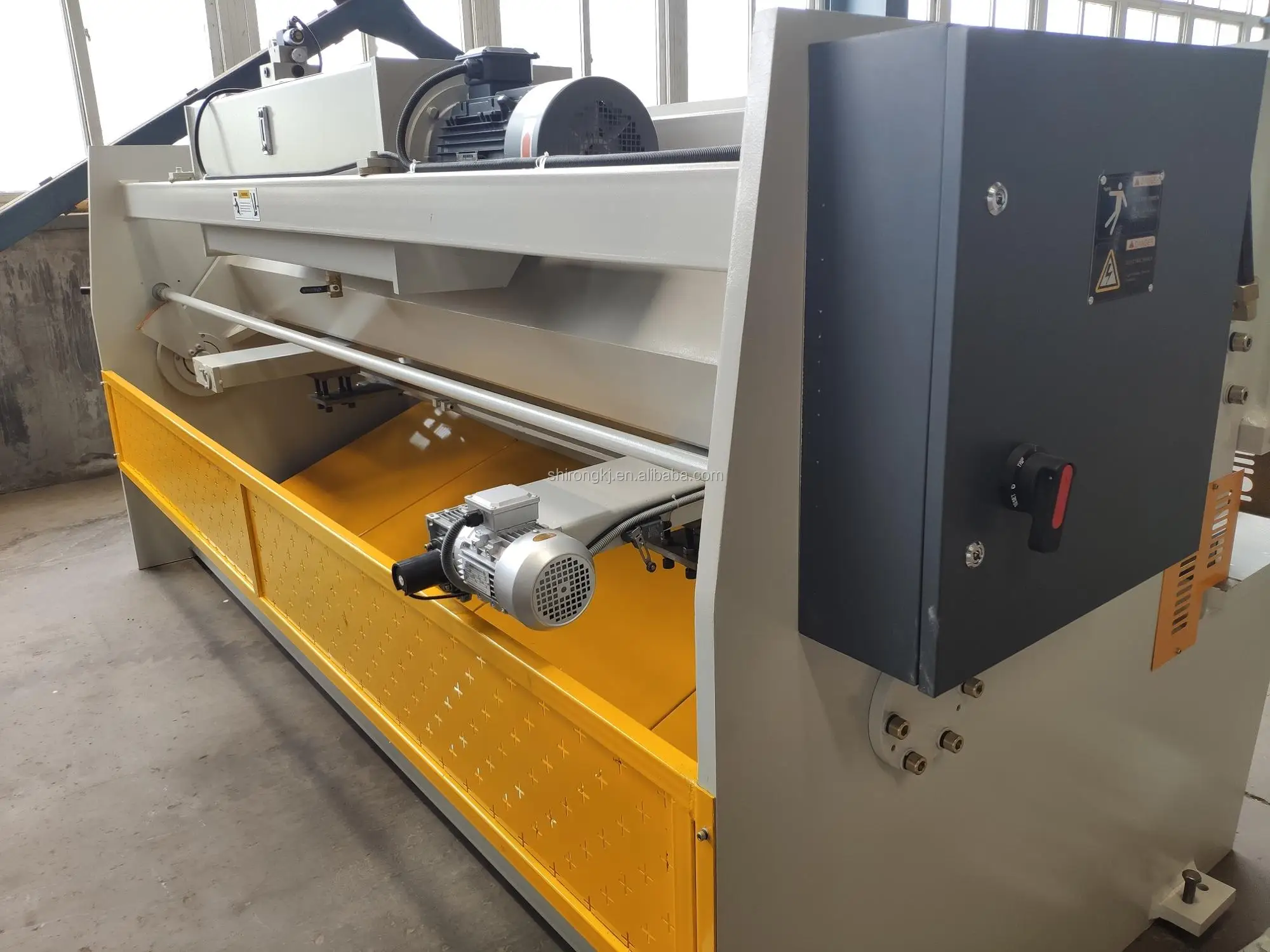 Good price hydraulic guillotine type shearing machine for 8feet 10feet sheet metal cutting