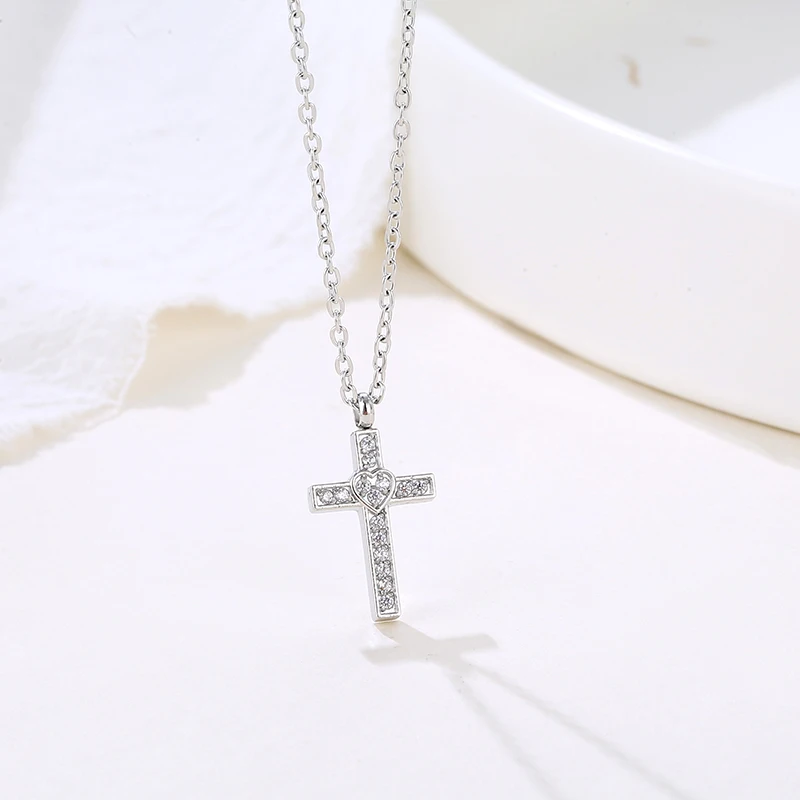 18K Stainless Steel Fine Jewelry Cubic Zircon Mosaic Design Cross Pendant Jewelry Christian Faith Necklace