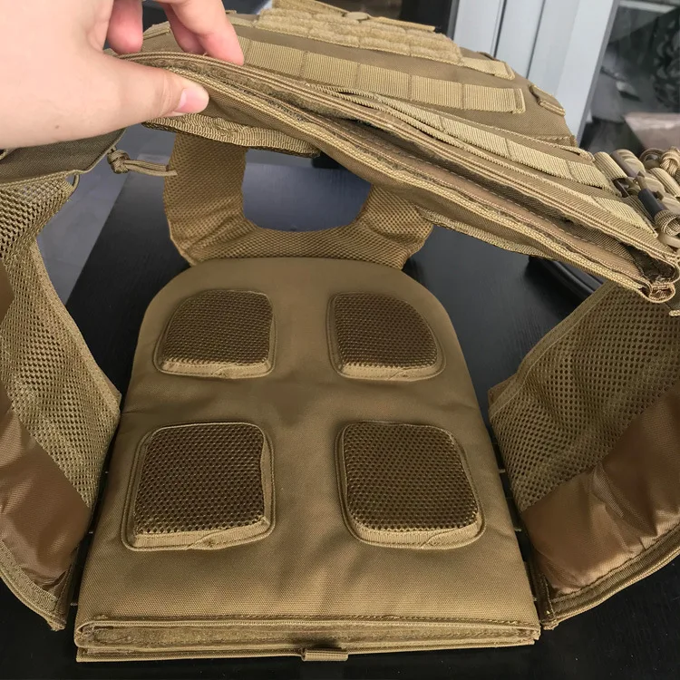 Breathable Black Tactical Vest China Supplier Khaki Protective Waistcoat Polyester Lining Shockproof Battle Vest