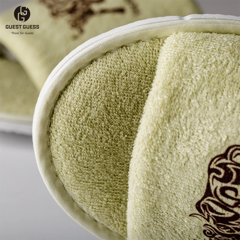 Wholesale Hotel Terry Slippers OEM Open Toe Personalized Coral Fleece Raw Material For Hotel Slippers With Logo