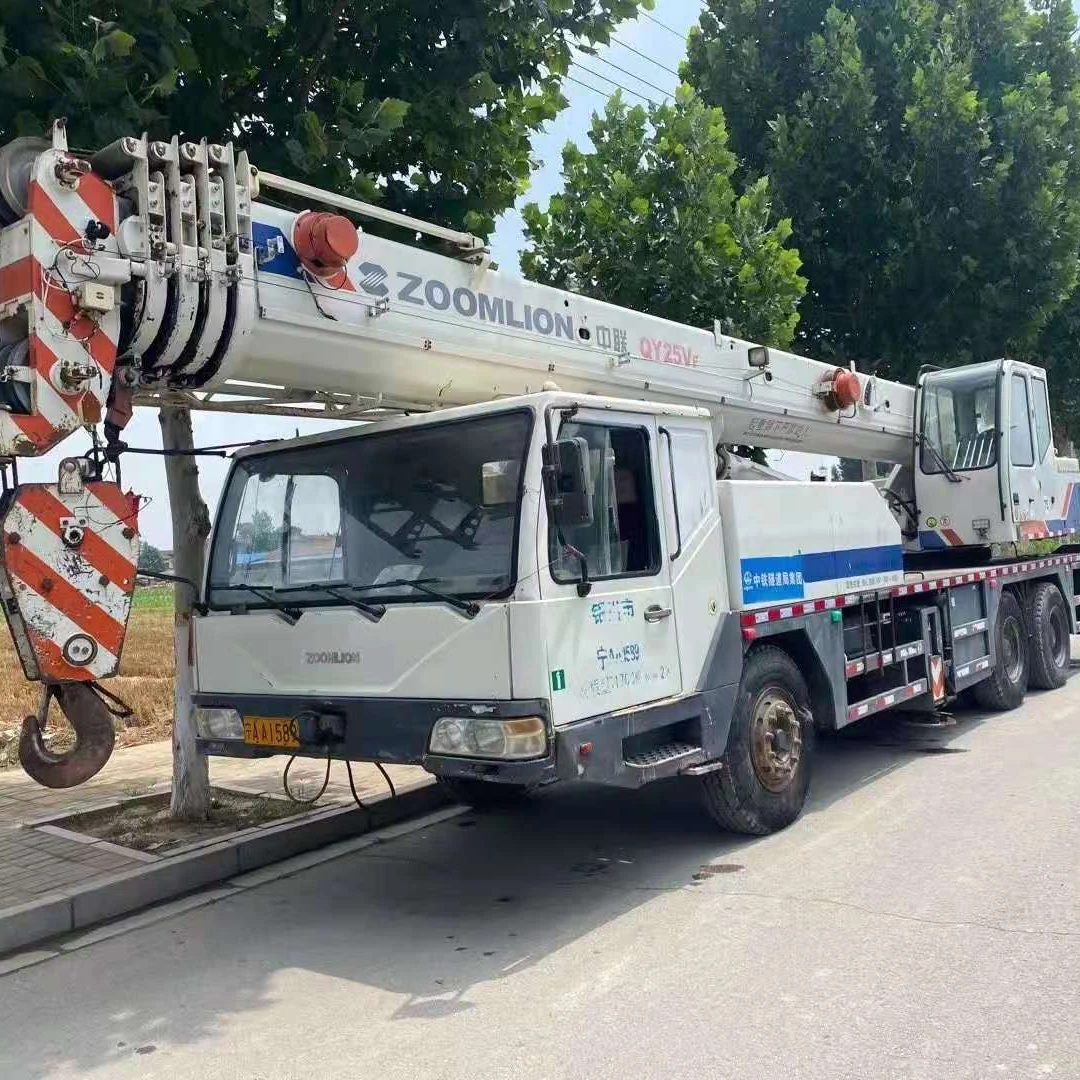 High quality used Zoomlion 25ton hydraulic truck crane qy25v mobile crane price