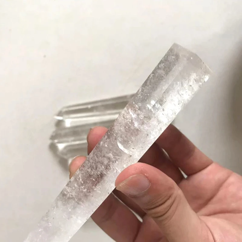 Wholesale hand carving natural clear quartz crystal point