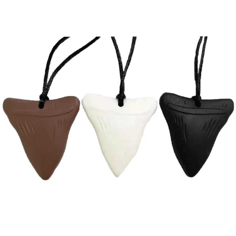 Safe Durable Chewly  Boys  And Girls Shark Tooth Silicone Sensory Toys Autism Chew Necklace for Kids with ADHD SPD
