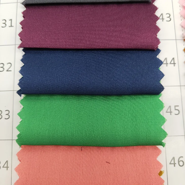 Новейший дизайн, Высококачественная блестящая сатиновая шифоновая ткань из спандекса для футболок