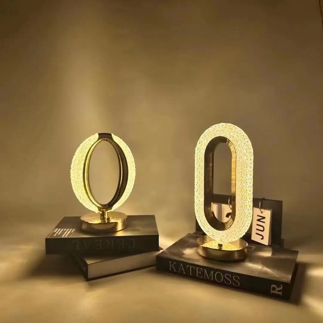 Factory fast delivery Modern Restaurant Decor Led Cordless Wireless Crystal Acrylic Desk Lamp Portable Cordless Led Table Lamp