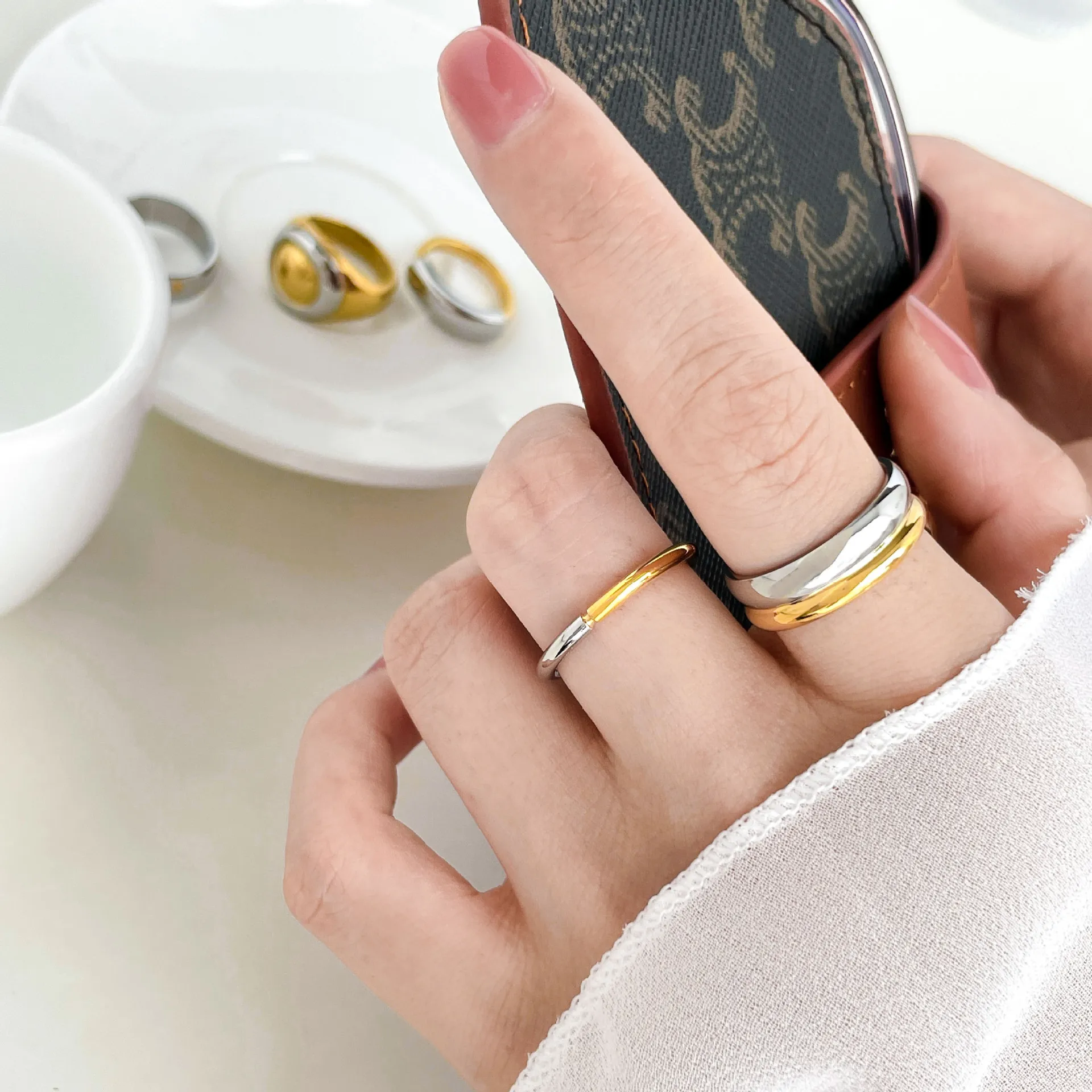 18K Gold Plated High quality fashion jewelry non tarnish stainless steel jewelry two tone gold silver ring tungsten ring