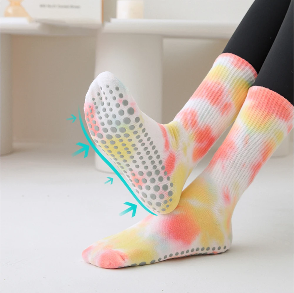 Custom logo premium cotton anti-slip Tie Dye grip pilates socks women indoor fitness silicone non slip yoga socks