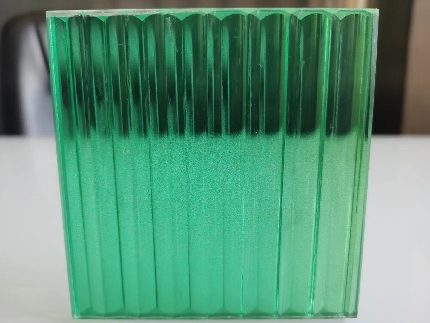 Factory Prices High Level Pdlc Halio Stained Tempered Laminated Reflective Glass Patterned Glass
