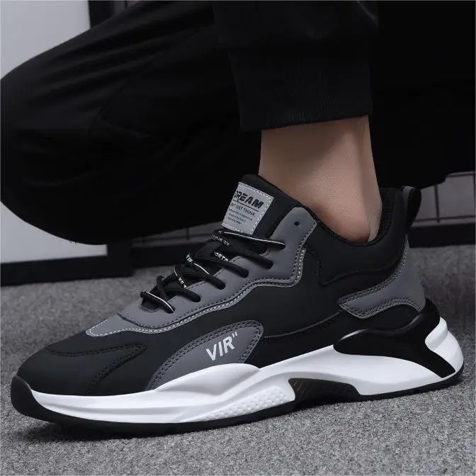 Hot Sell Male New Breathable Sport Running Casual Shoes Mesh Thick Bottom Fashion Jogging Walking Style Shoes Sneaker for Man