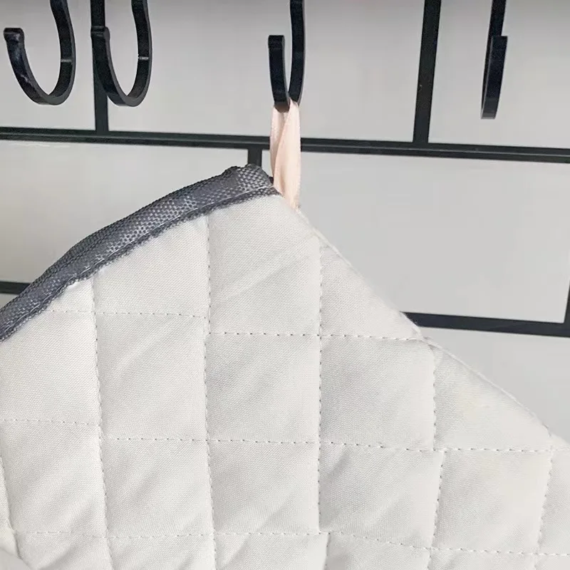 1 set of kitchen baking oven anti scald gloves for home baking cake shop baking tools