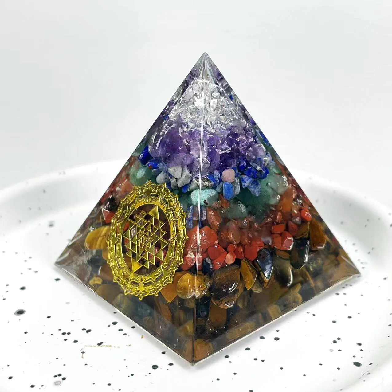 wholesale price spiritual natural rock 5cm orgone quartz crystal resin pyramid healing stone chakra crystal gemstone ornaments