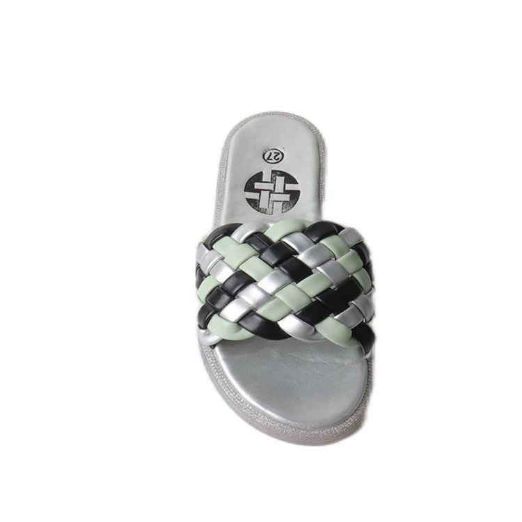 2022 New Design Slippers Ladies Beach Shoes Outdoor Flat Slides Shoes Summer Flats Sandals for Women