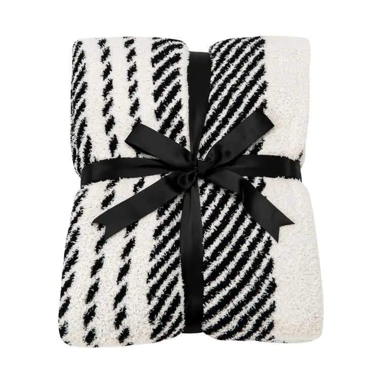 new tech cheap price same cozy hand feel thickness 100% polyester stripe feather winter knitting other throw blankets