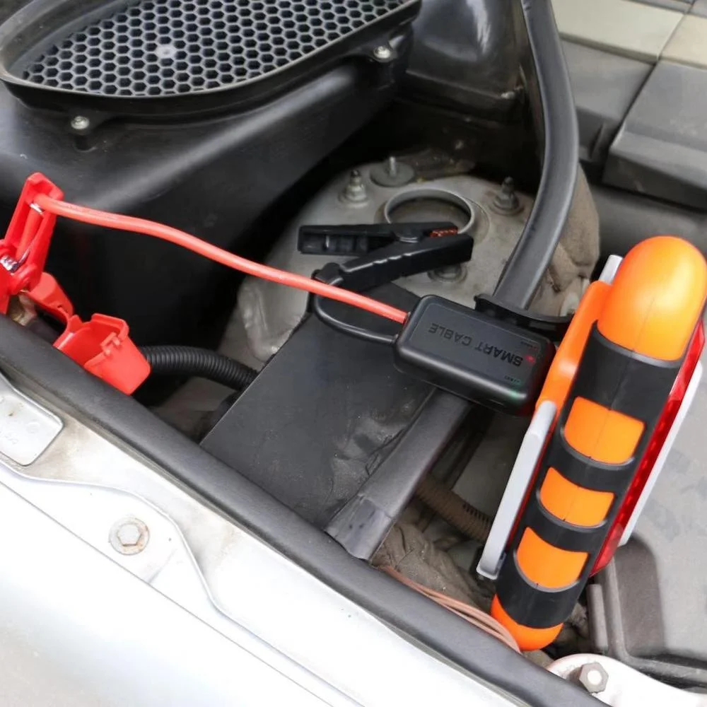 Gligle High capacitor boost car battery 14000mAh Jump Starter Triangle warning sign 2 in 1 600Amp power bank jump starter