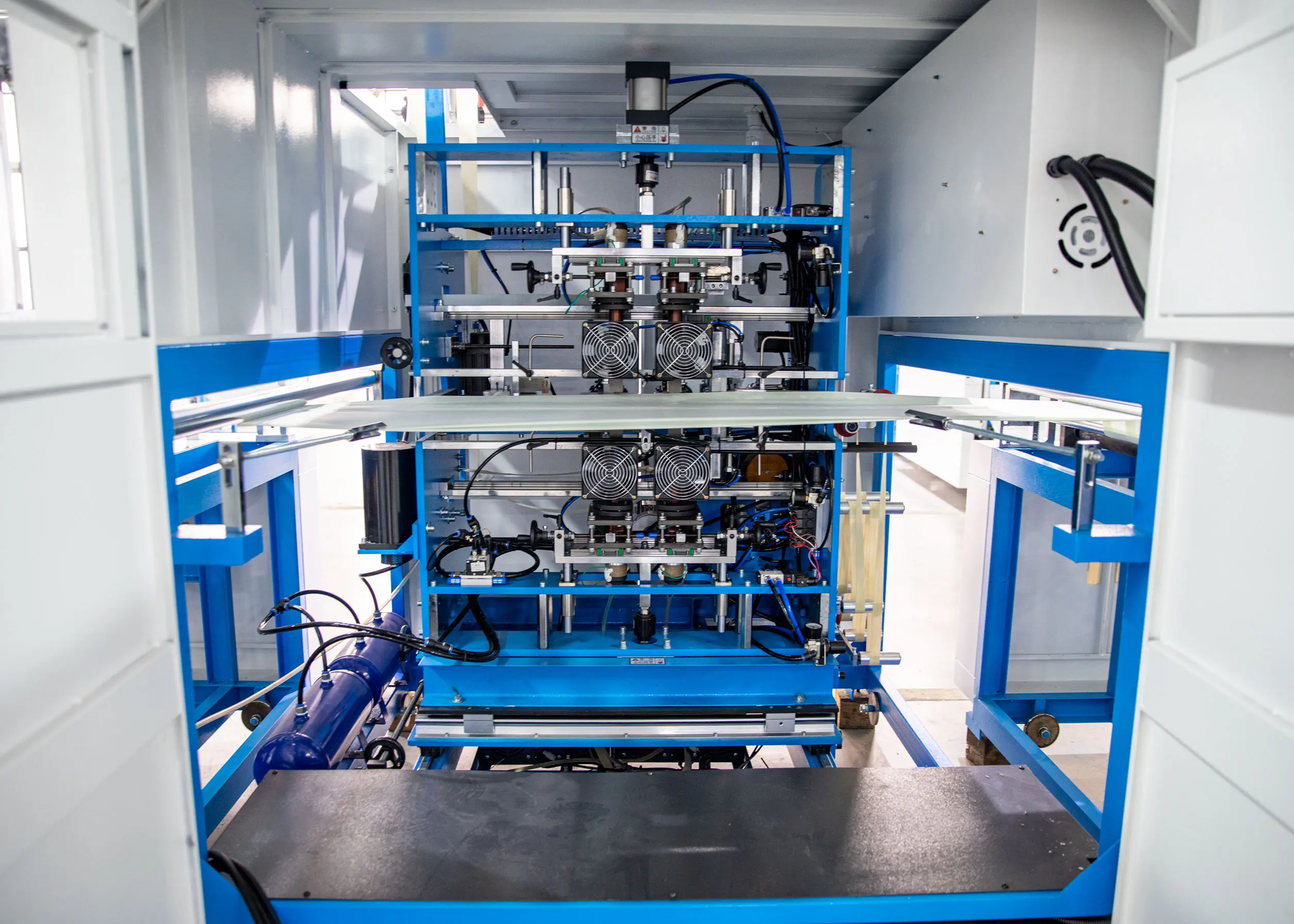 Recycling non woven fabric box bag making machine, fully automatic ultrasonic nonwoven bag making machine