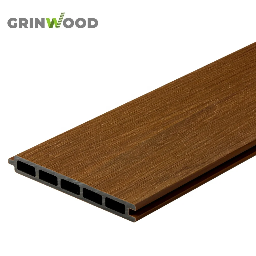 Outdoor Aluminium WPC Fencing Patio Balcony Waterproof Wood Plastic Garden Fence